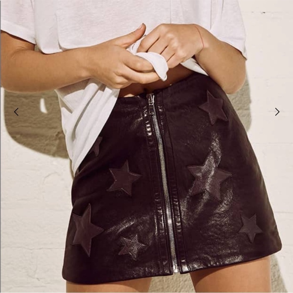 Reformation Black Leather Star Appliqué Zip Mini Skirt NWT - Picture 2 of 16